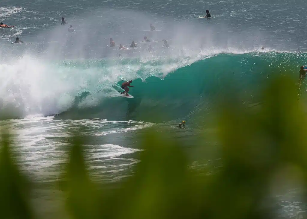 ou surfer en indonesie en aout